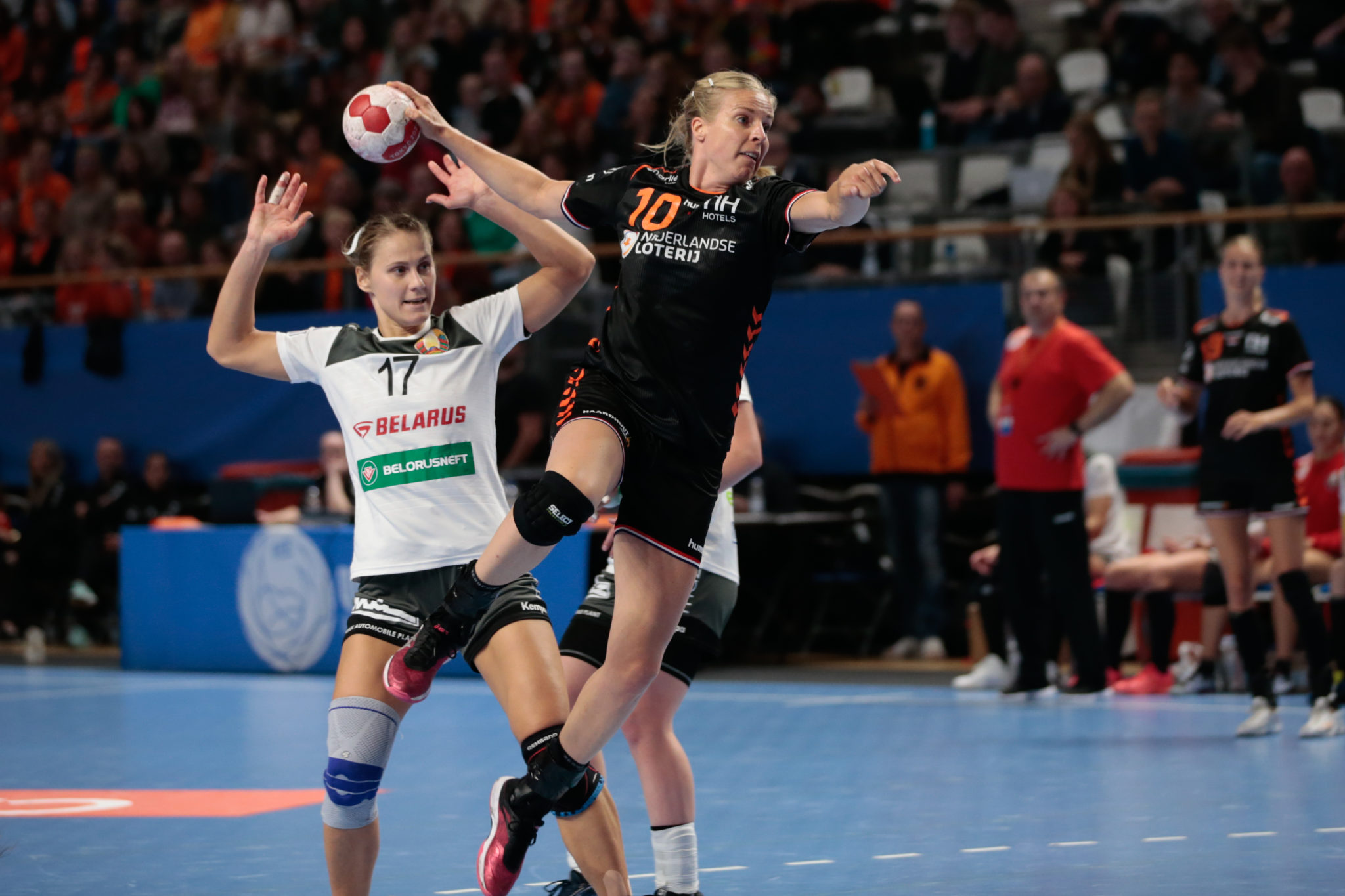 TeamNL Handbaldames Winnen EK-kwalificatieduel Van Wit-Rusland