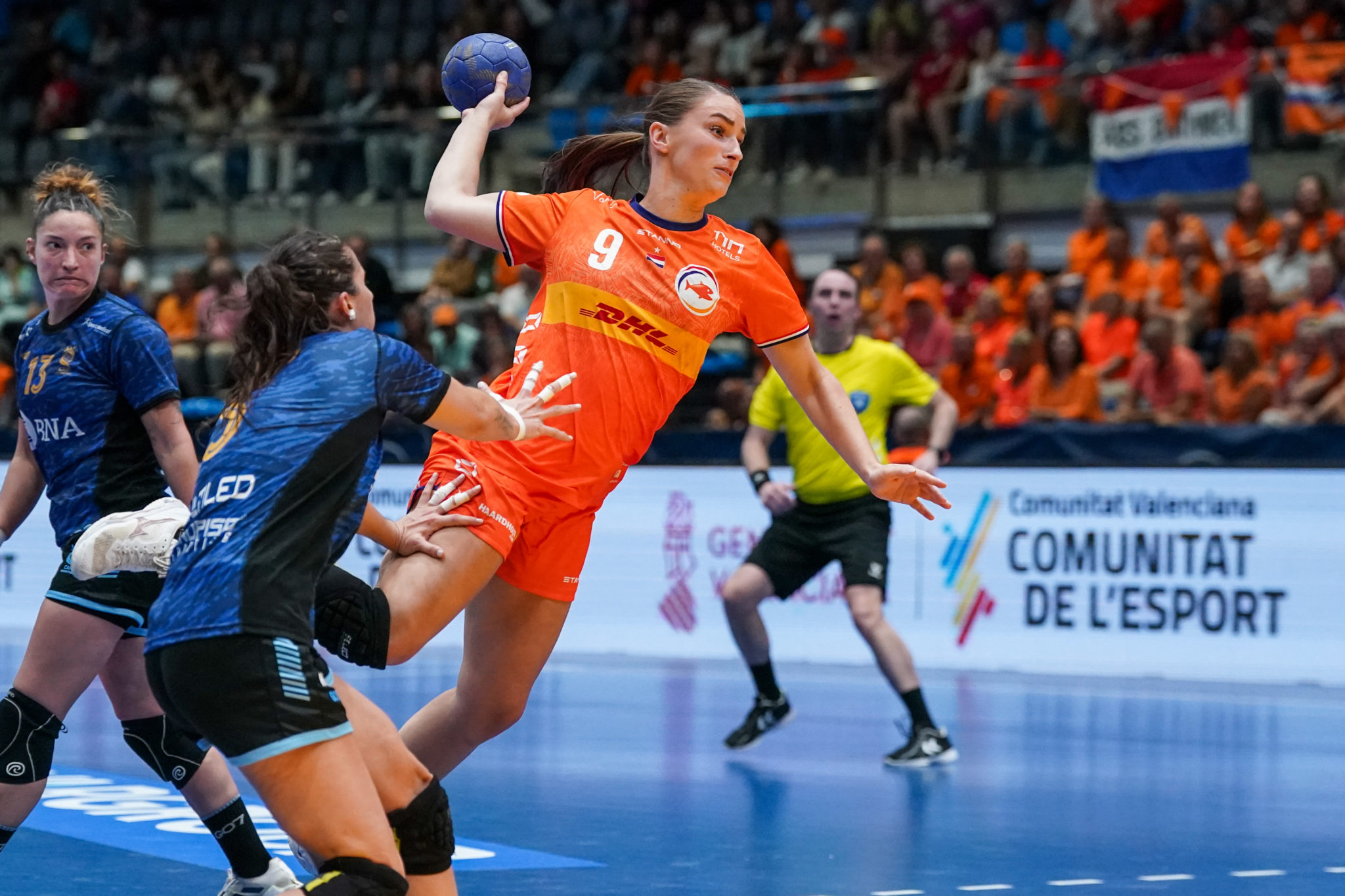 TORREVIEJA, SPAIN - APRIL 11: Larissa Nusser Of The Netherlands During The Olympic Qualification Tournament Match Between Netherlands And Argentina At Palacio De Los Deportes De Torrevieja On April 11, 2024 In Torrevieja, Spain. (Photo By Henk Seppen/Orange Pictures)