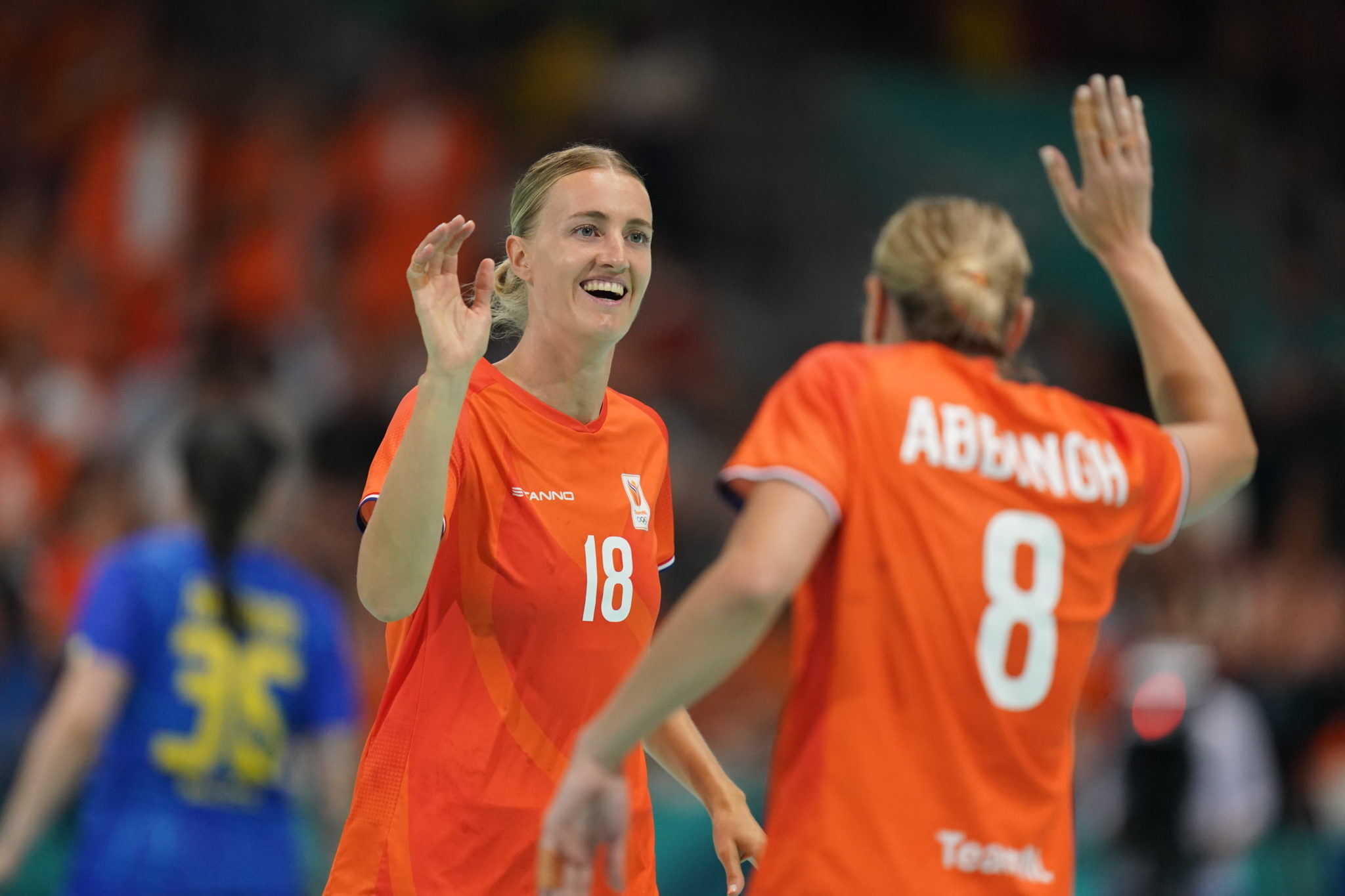 PARIS, FRANCE - AUGUST 1: Lois Abbingh And Kelly Dulfer Defencing During The Handball - Olympic Games Paris 2024 Match Between Netherlands And Brazil On Day 6 At South Paris Arena On August 1, 2024 In Paris, France. (Photo By Henk Seppen/Orange Pictures)